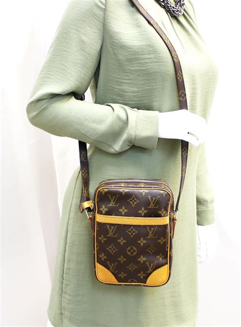 louis vuitton crossbody danube